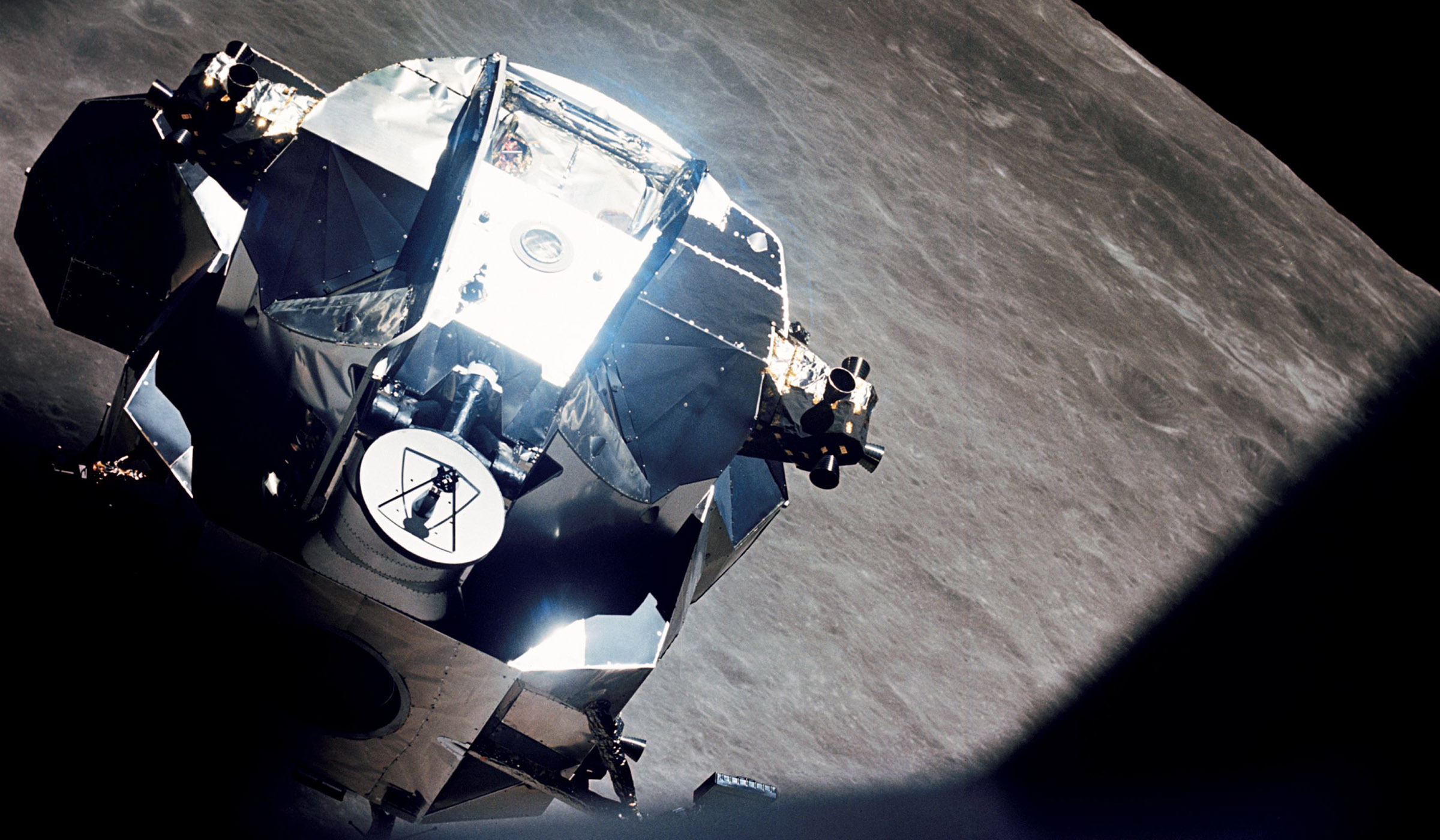 Apollo 10 Earthrise
